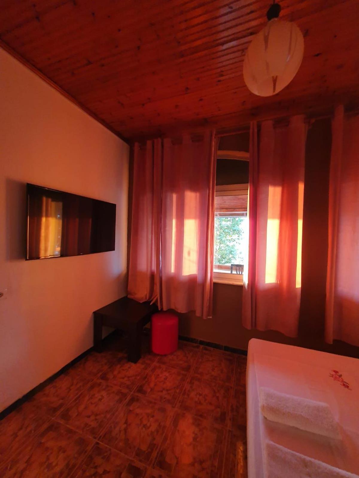 Hotel Piccolino Shkodër 外观 照片